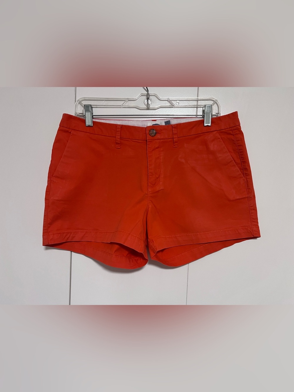 Old Navy Coral Orange Cotton Stretch Chino Shorts 3” Inseam Women's Size 8